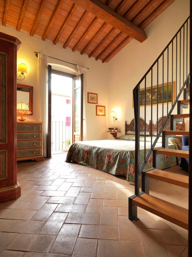 Appartamenti Agriturismo La Canonica Чертальдо Екстер'єр фото