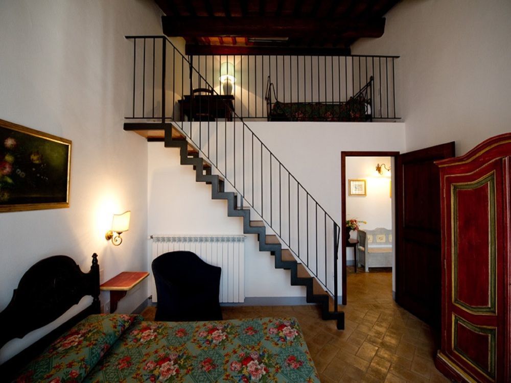 Appartamenti Agriturismo La Canonica Чертальдо Екстер'єр фото