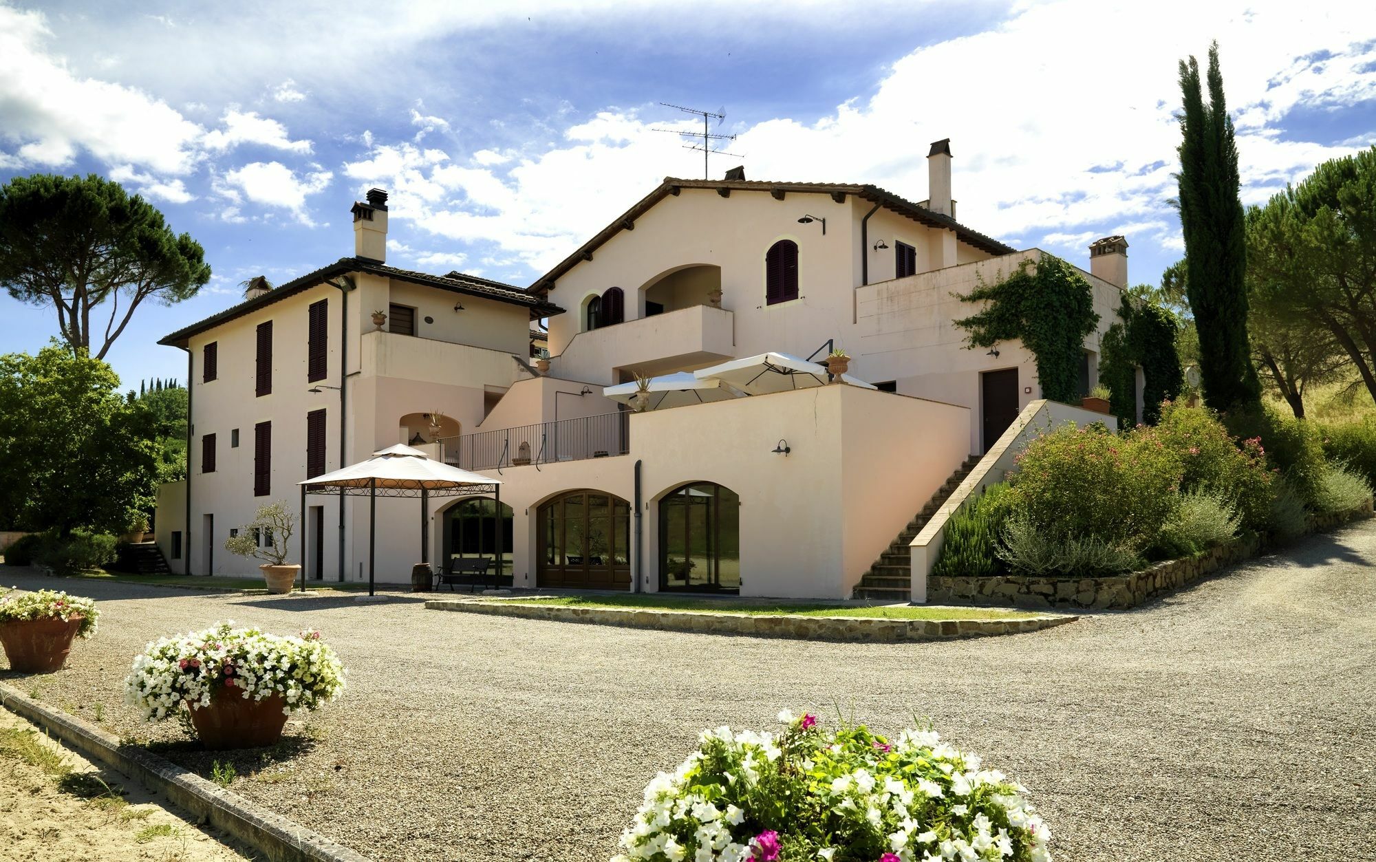 Appartamenti Agriturismo La Canonica Чертальдо Екстер'єр фото